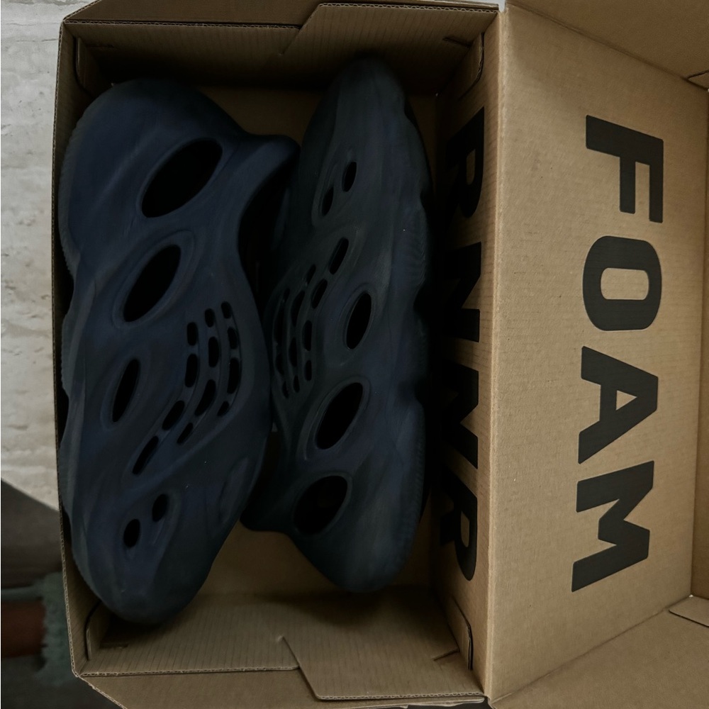 Yeezy foams (used)